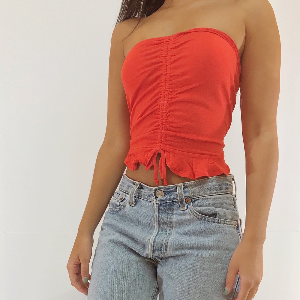 Scrunch Strapless Crop Top